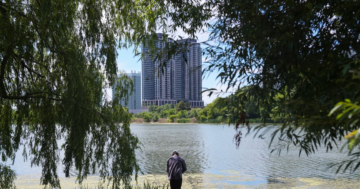 Toronto air quality among the worst in the world as Environment Canada issues special alert - CTV News