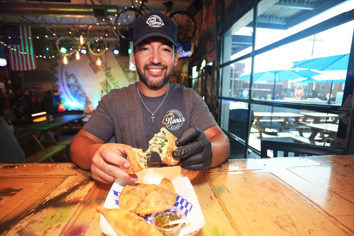 Nona’s: Fort Worth Food Truck Serving Brisket Empanadas