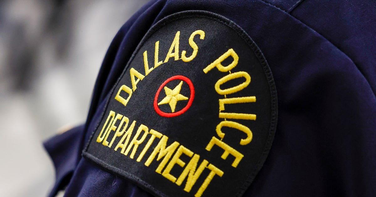 Dallas police officer allegedly steals nearly $38,000 worth of Apple products