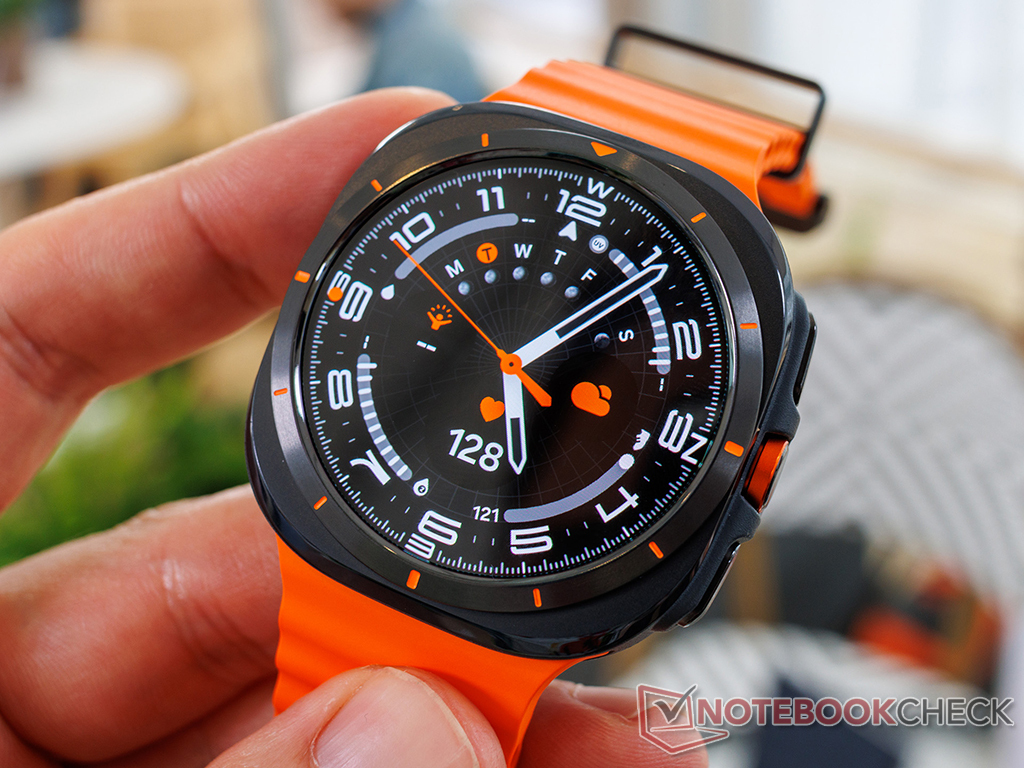Stable One UI 8 Watch update begins rolling out to Samsung Galaxy Watch Ultra 2024