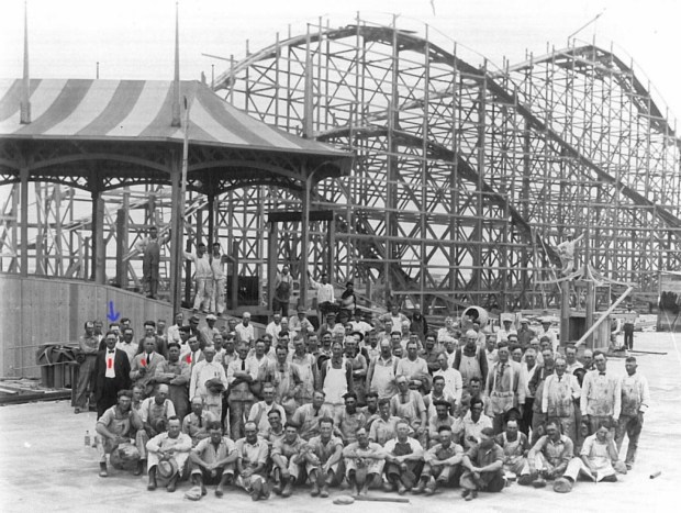 The Giant Dipper's construction crew in 1925. (Courtesy of Belmont Park)