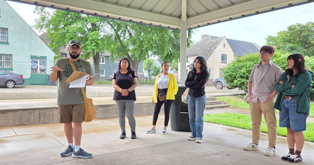 East Chicago tour offers perspective on industry, housing needs