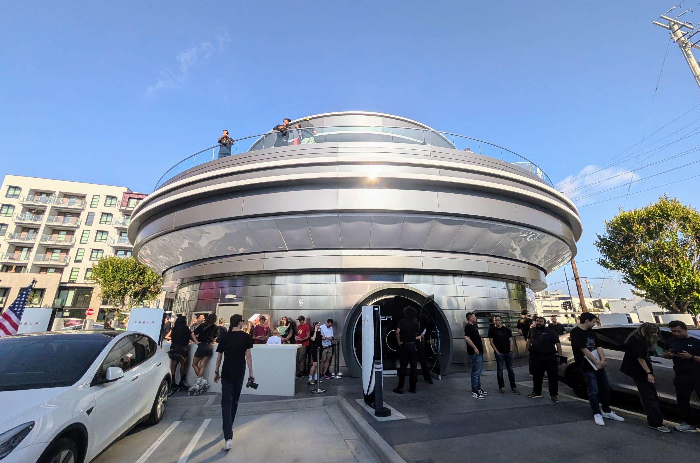 Outside Tesla Diner.