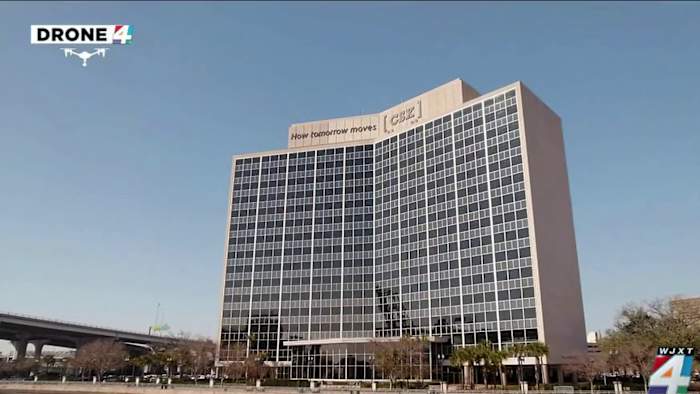 CSX lays off about 125 managers in company-wide realignment