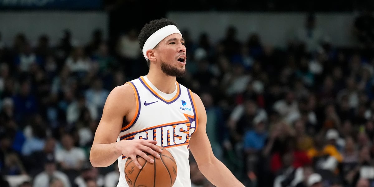 Devin Booker agrees to historic extension with the Phoenix Suns