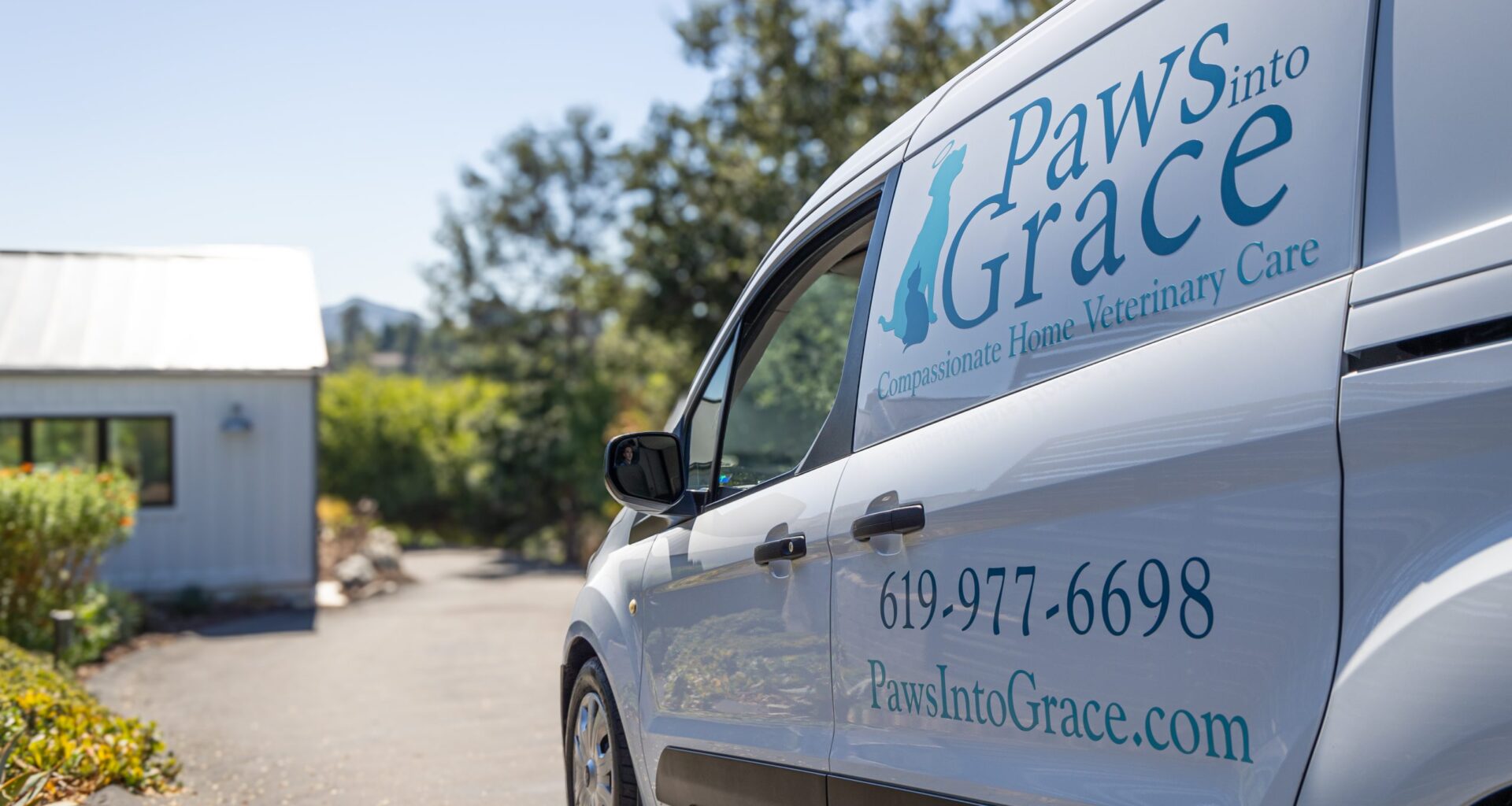 Paws into Grace offers end-of-life care for pets in San Diego