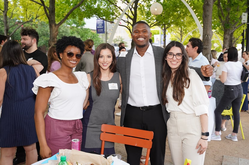 Klyde Warren Park's kickoff happy hour attracted nearly 300 young professionals.