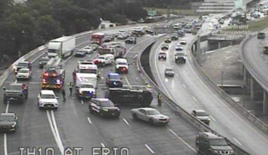 Westbound I-10 lanes northwest of downtown open after overturned vehicle