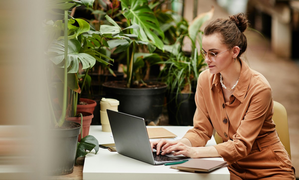 How SMBs Are Building DIY Back Offices Using AI