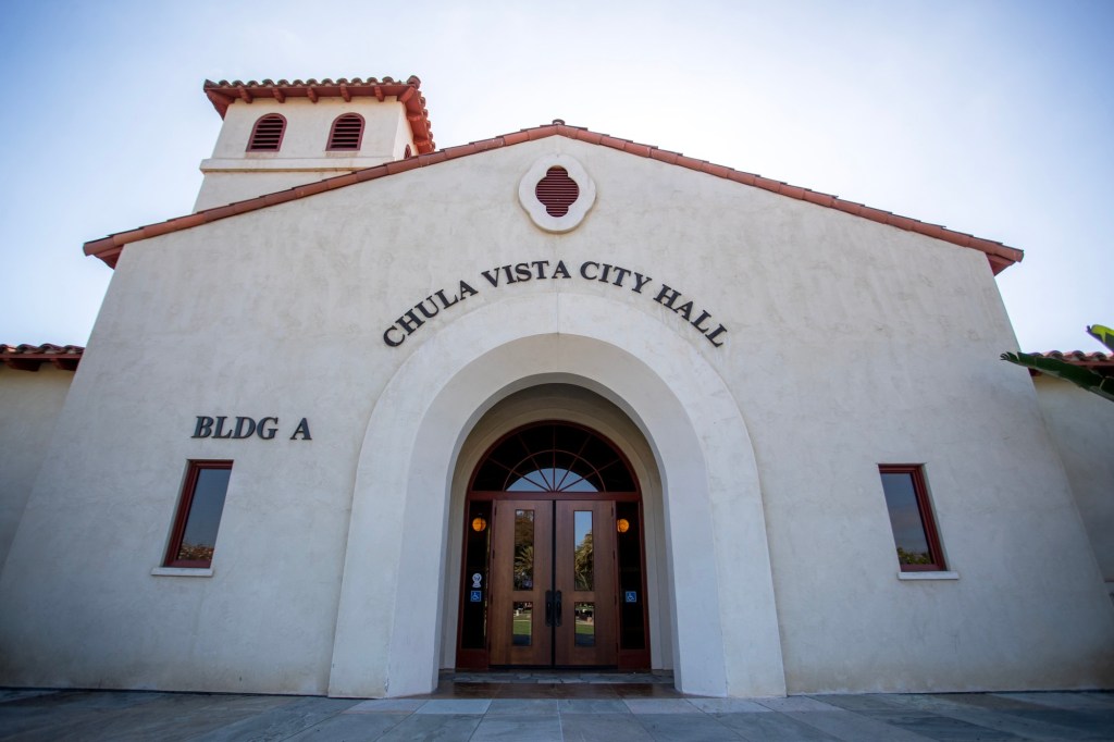 Amid ongoing nationwide trash pick up strike, Chula Vista to consider service alternatives – San Diego Union-Tribune