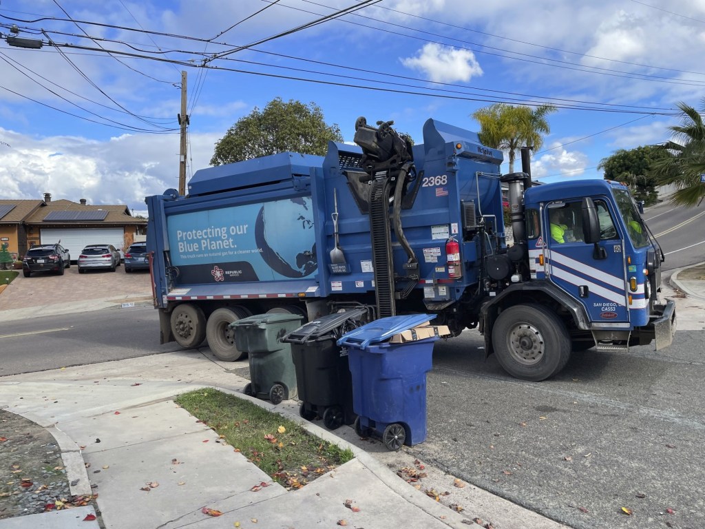 Chula Vista trash collection disrupted as workers join nationwide strike – San Diego Union-Tribune