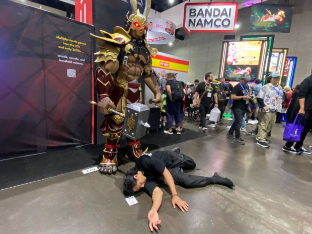 Carlos Estrada cosplays as Shao Kahn. (David J. Bohnet / The San Diego Union-Tribune)