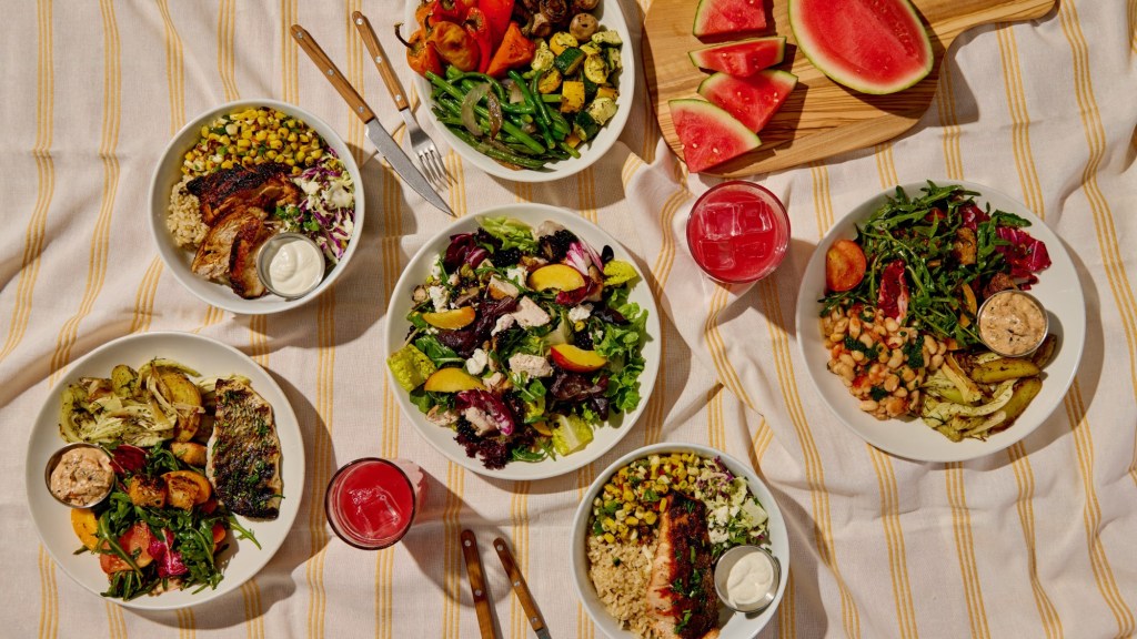 new summer menus, a breakfast sandwich collab and San Diego Restaurant Week – San Diego Union-Tribune