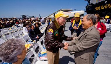 Vern Jumper, USS Midway air boss during fall of Saigon, dies in La Mesa