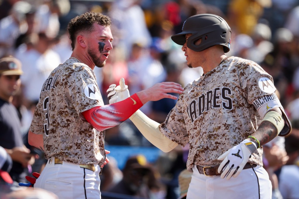 Padres walk off with a win