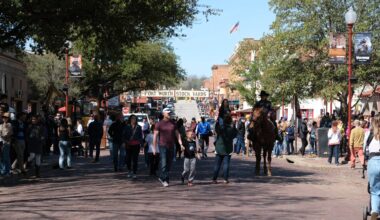 Fort Worth riders upset as Stockyards, police regulate horseback traffic for public safety