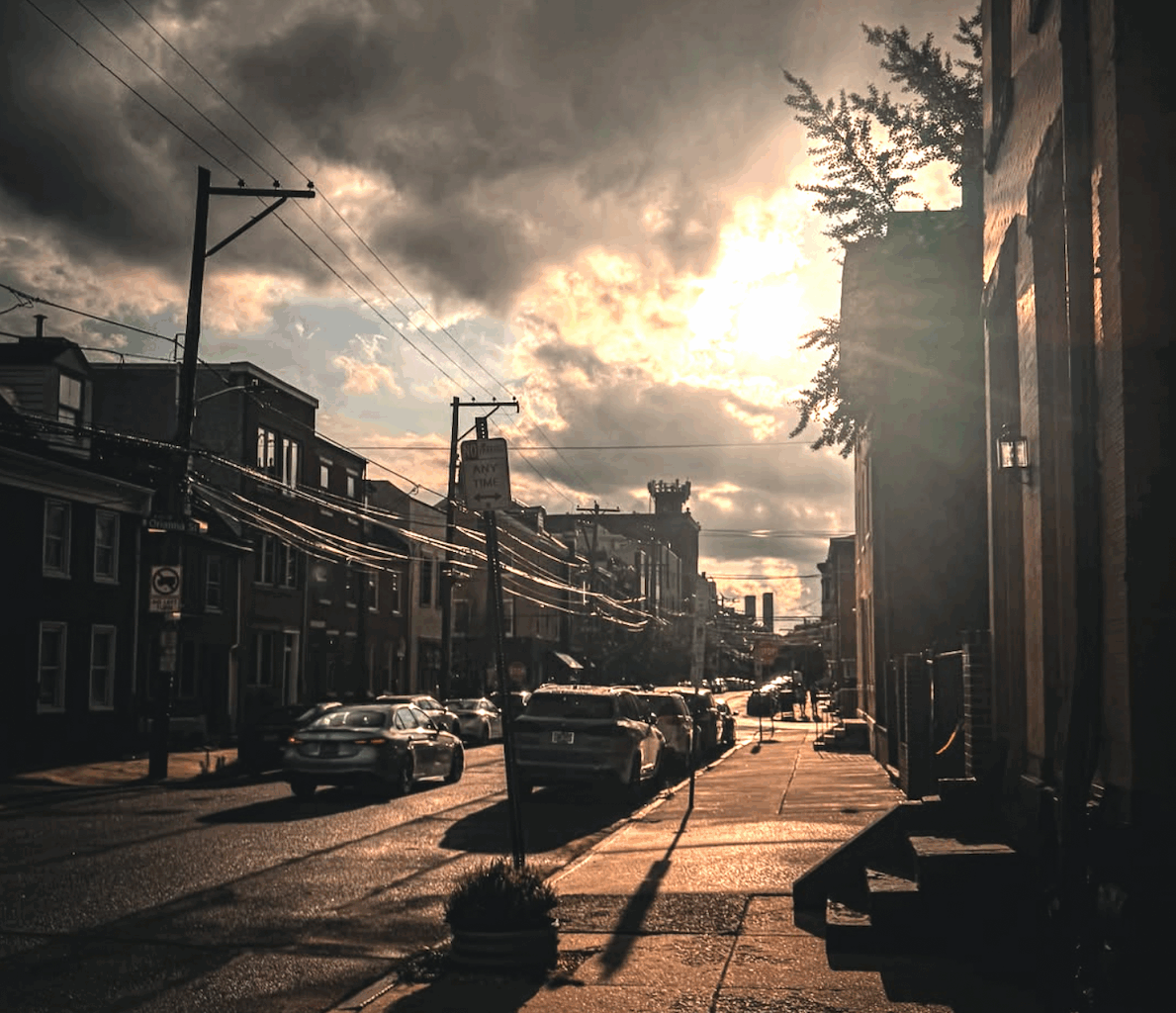 ICE protest; Castellanos look-alikes; Kensington sculpture of guns