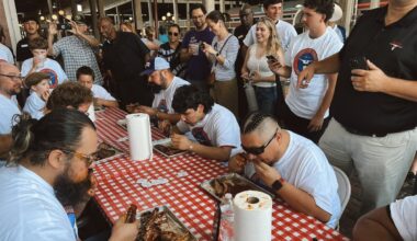 Riscky’s 2025 Rib-Eating Contest Fort Worth Stockyards
