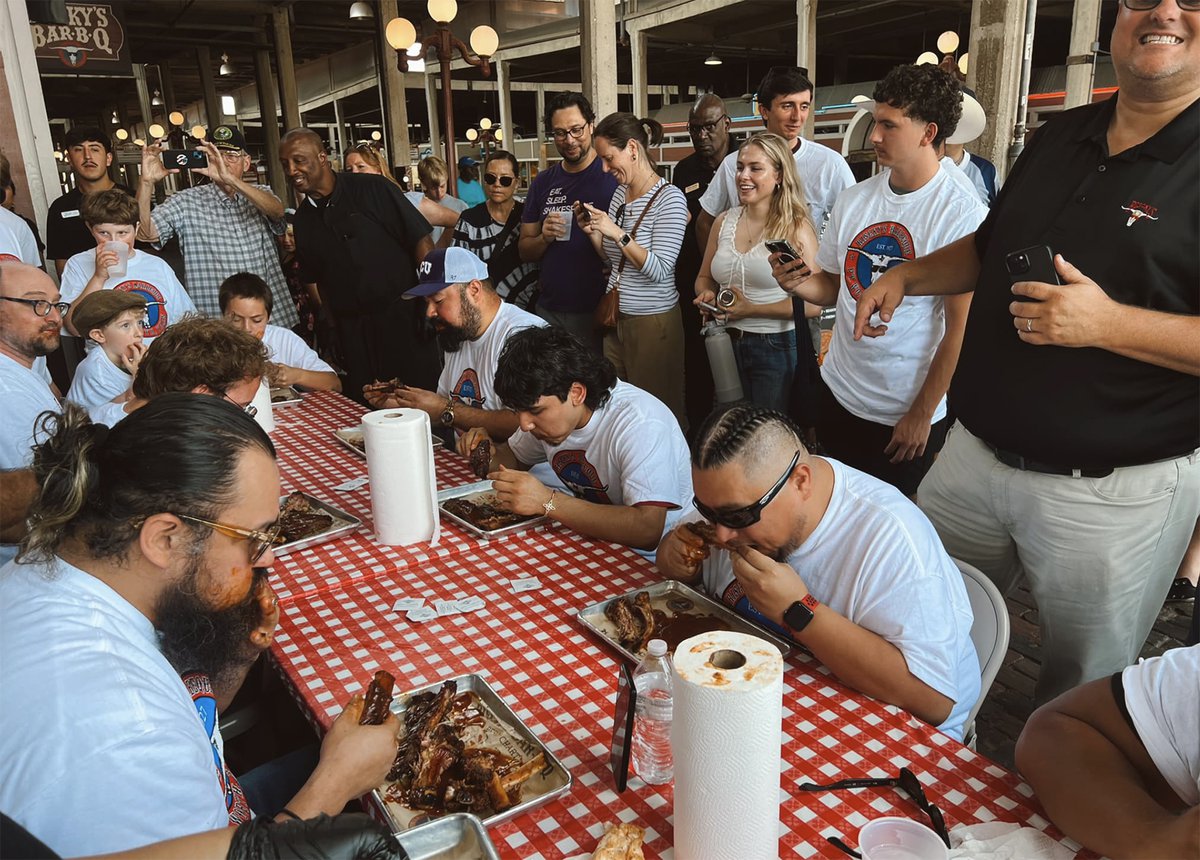Riscky’s 2025 Rib-Eating Contest Fort Worth Stockyards