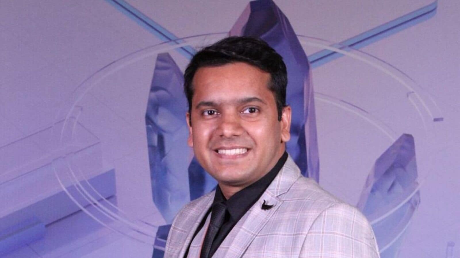 Stock market next week: Sumeet Bagadia of Choice Broking believes the Indian stock market bias has weakened as the Nifty 50 index has decisively broken below the 50-DEMA support of 24,900.