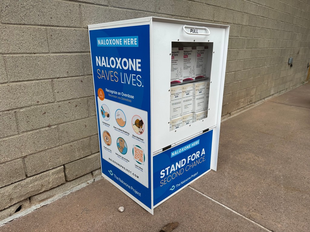 Where to find free naloxone vending machines in Denver