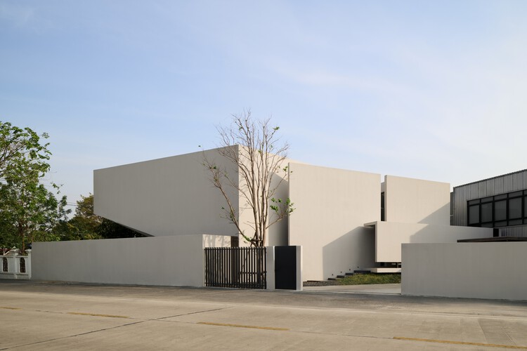 Casa T / SSAA - Exterior Photography, Concrete