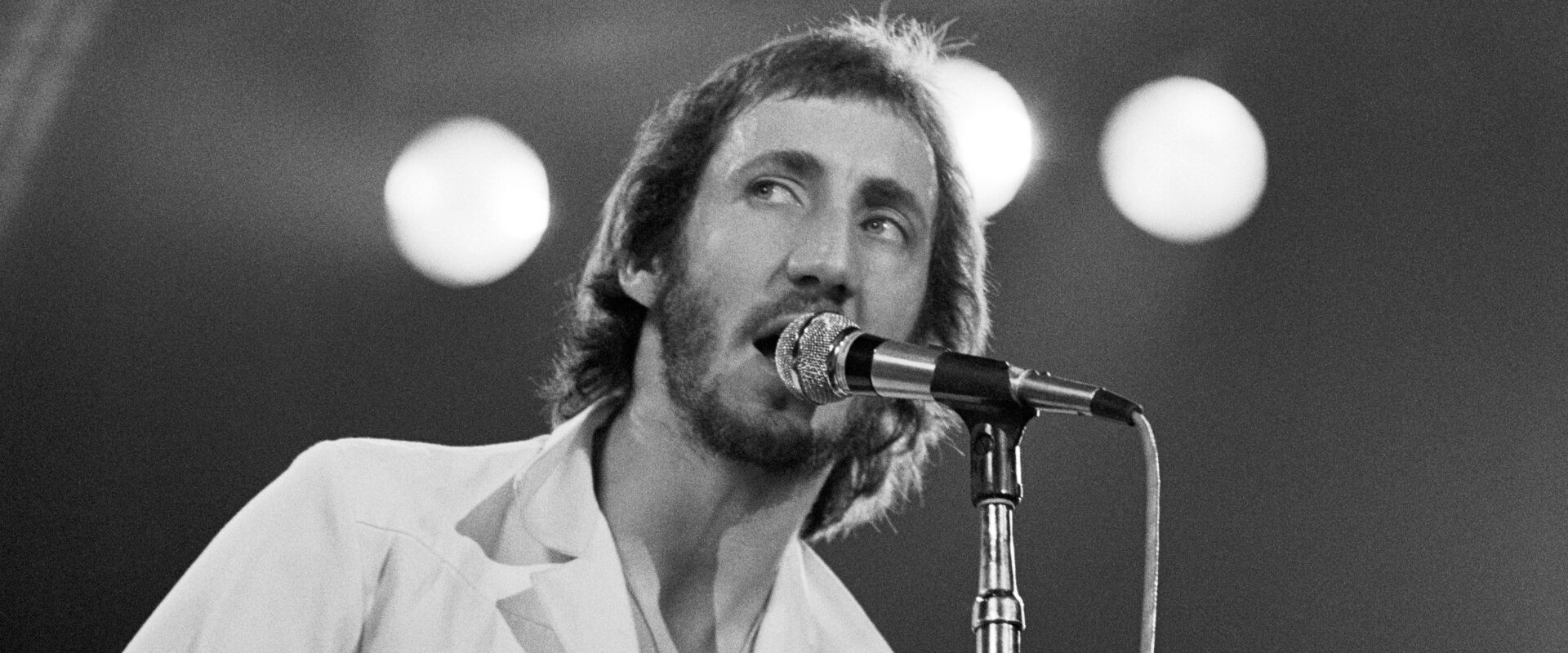 Pete Townshend Explained the Strange Fanaticism Around The Who in 1980: “History Starts To Accumulate”