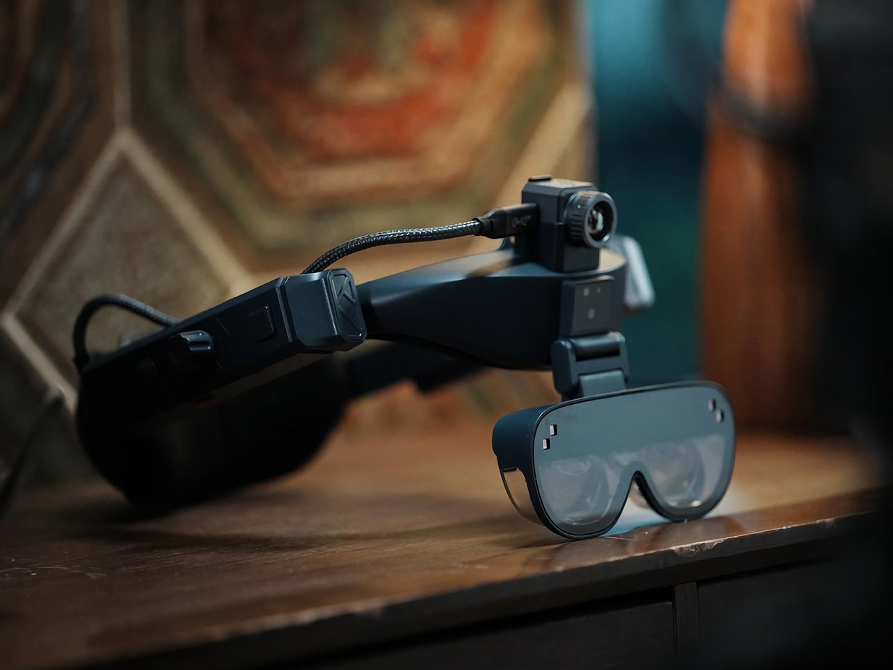 World’s First AR Glasses with Military-grade Thermal Imaging and Sonar Detection give you Superhuman Sight