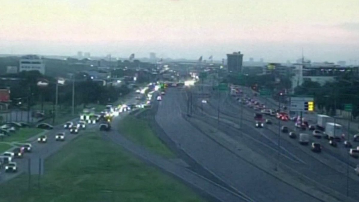 SH-183 closed near DFW Airport after single-vehicle crash – NBC 5 Dallas-Fort Worth