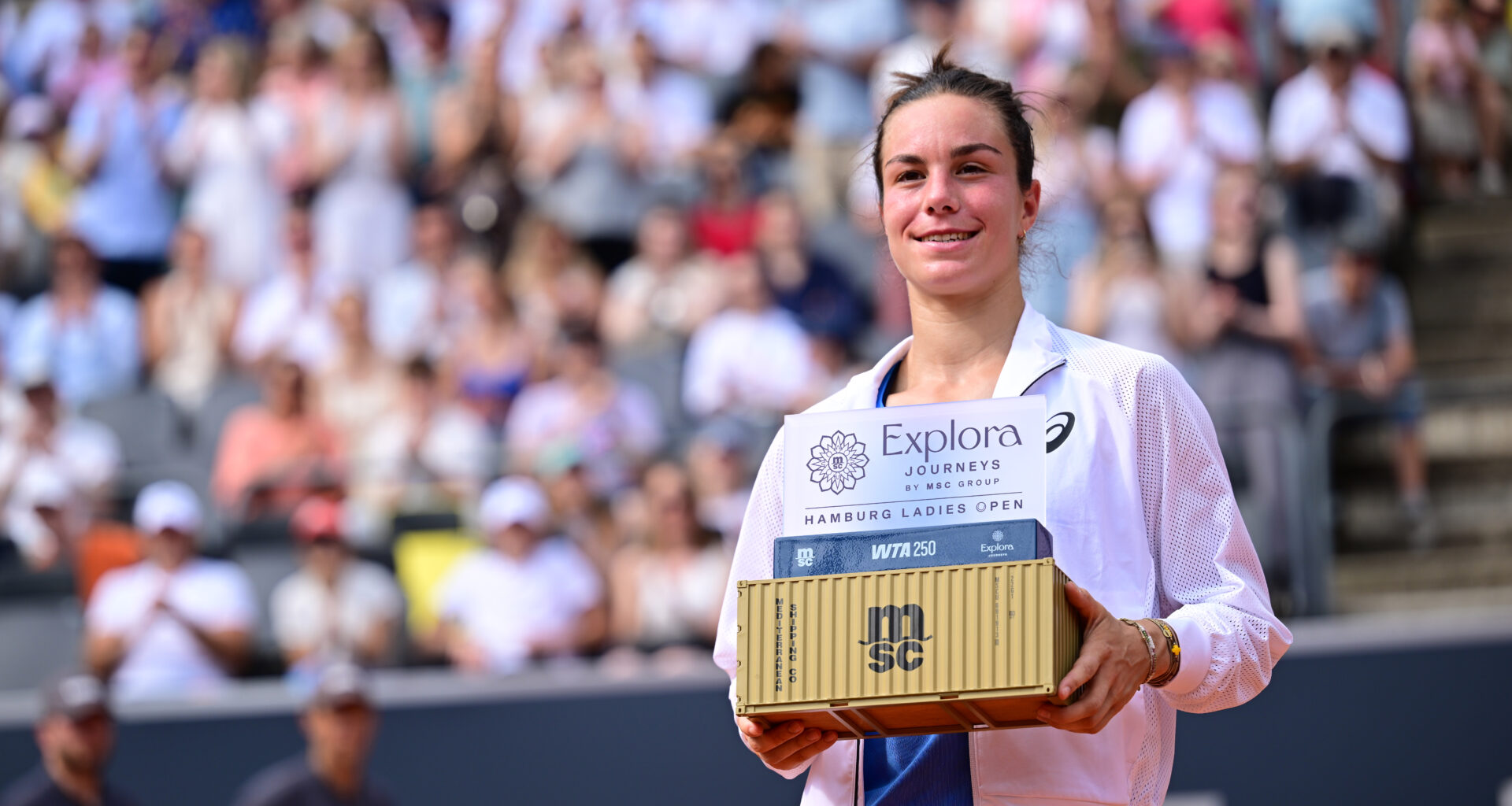 Wins first WTA title in Hamburg