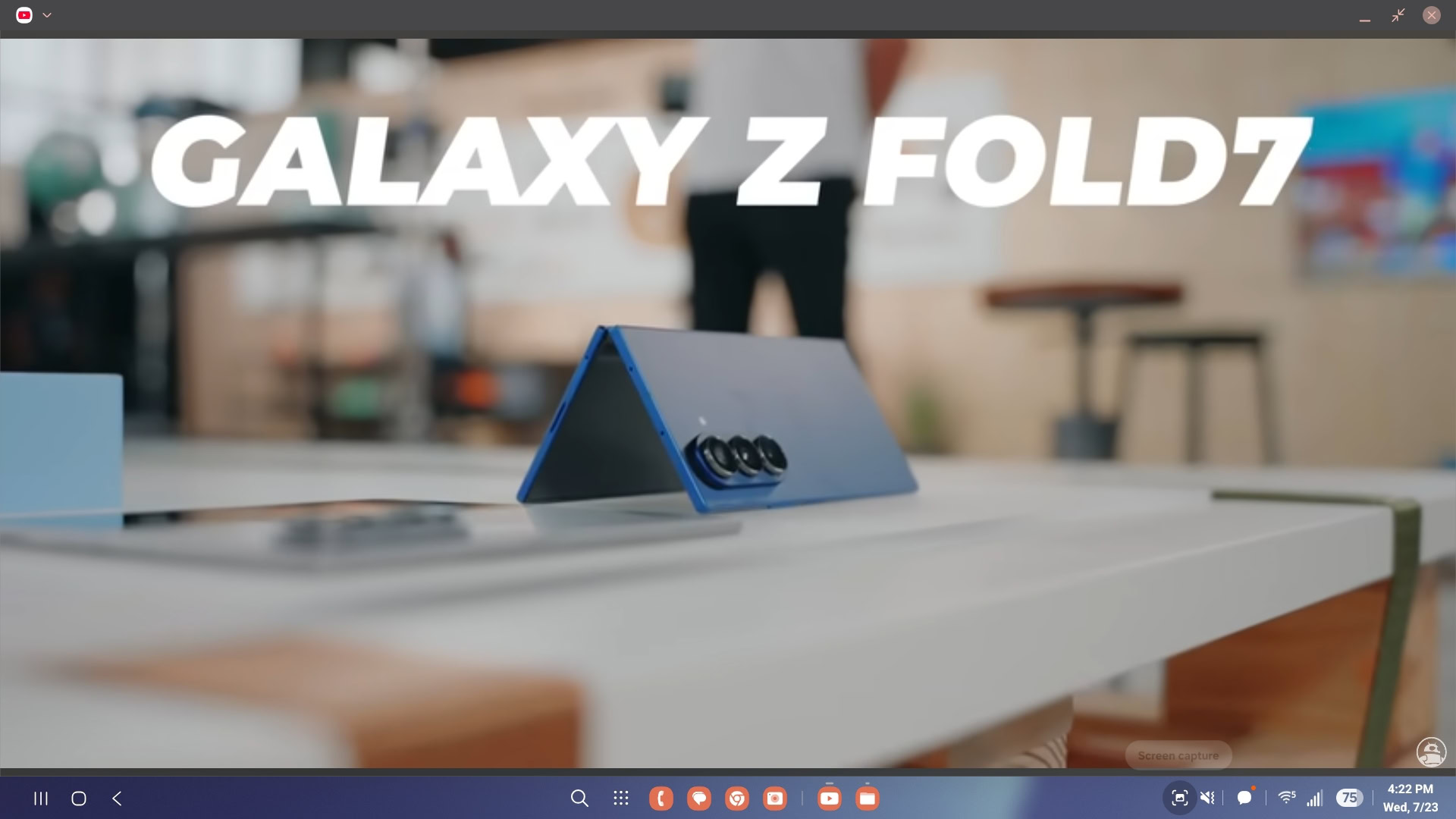 Watching a video in full screen in One UI 8 via Samsung DeX