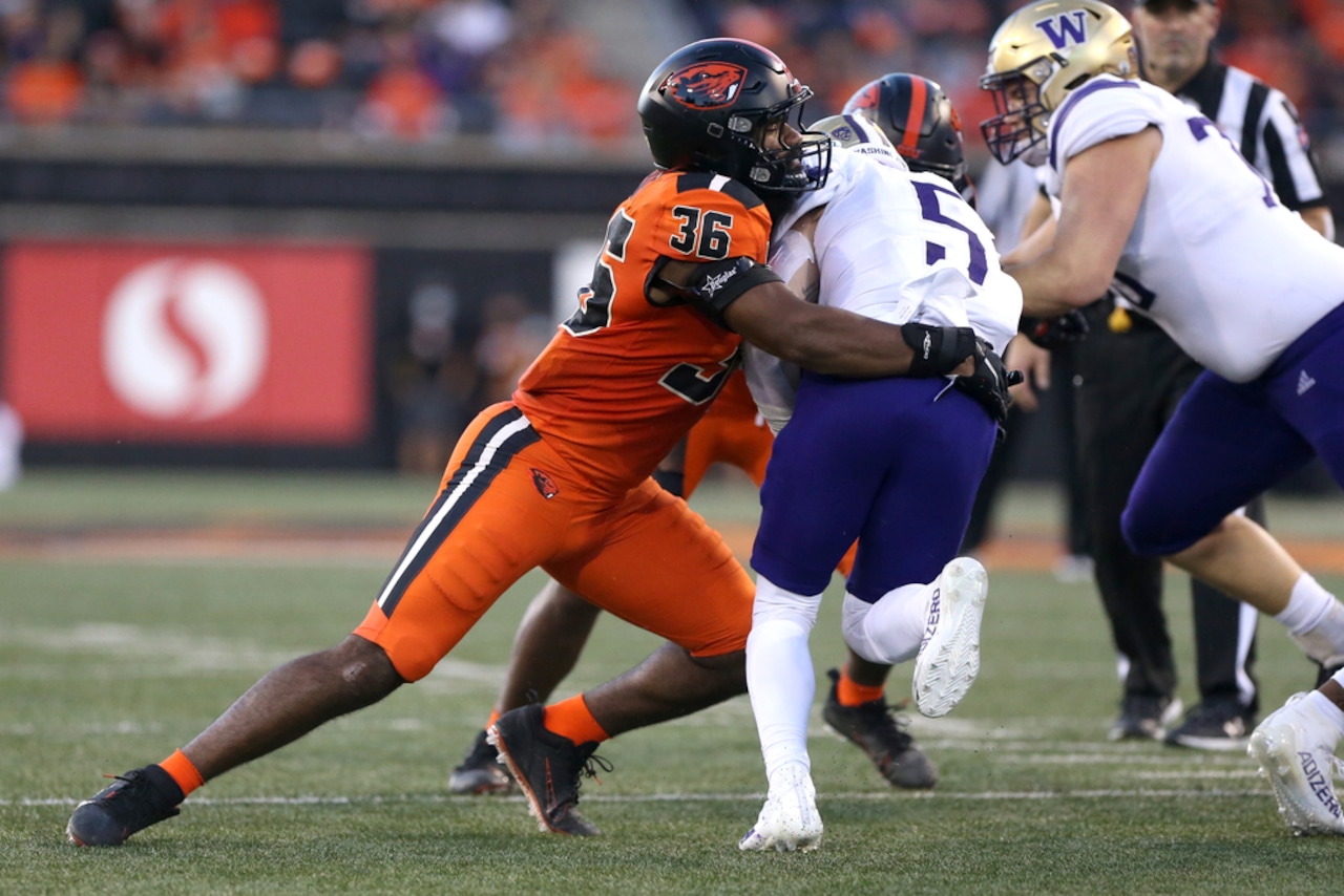 Beavers vs. Huskies