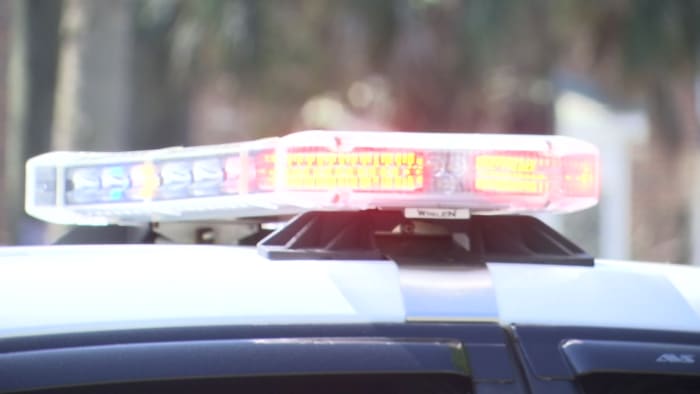 Alleged kidnapper of 9-year-old boy thwarted after witness follows, blocks their car until police show up: JSO
