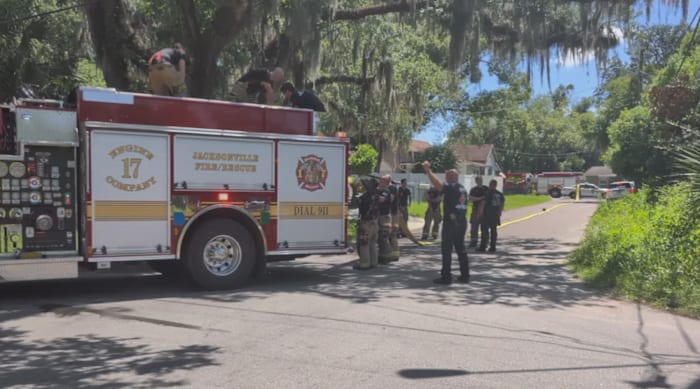 Firefighter burned while battling house fire in Mixon Town area: JFRD