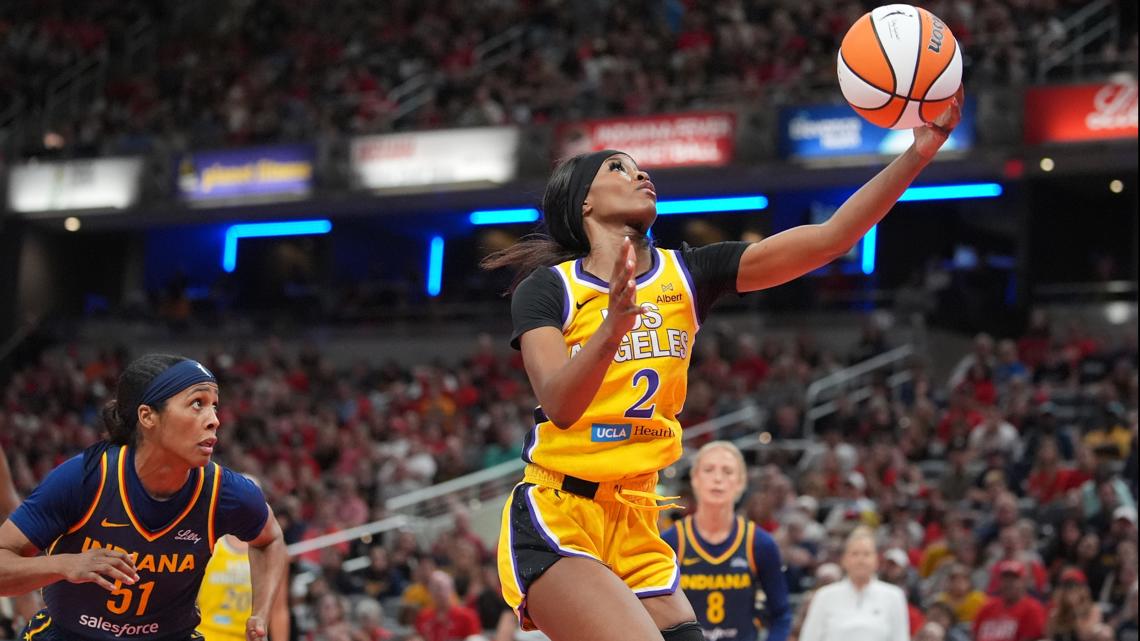 VFL Rickea Jackson leads Sparks to win with buzzer-beater