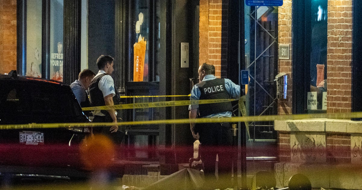 4 killed, 14 wounded in Chicago mass shooting outside River North nightclub