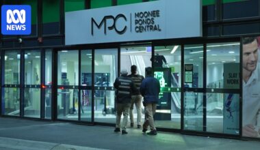 Moonee Ponds shopping centre stabbing not being treated as terrorism, police say