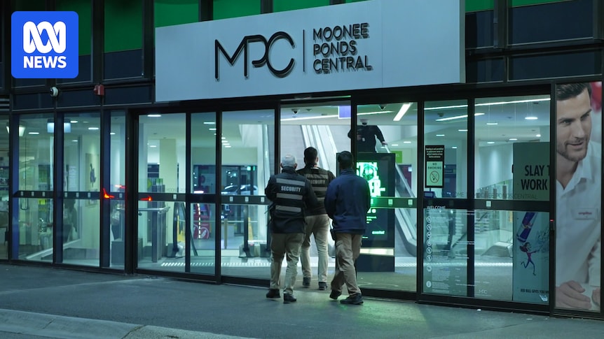 Moonee Ponds shopping centre stabbing not being treated as terrorism, police say