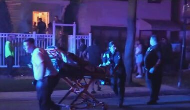 Chicago mass shooting: 7 hurt after gunmen fire into crowd on South Side, police say