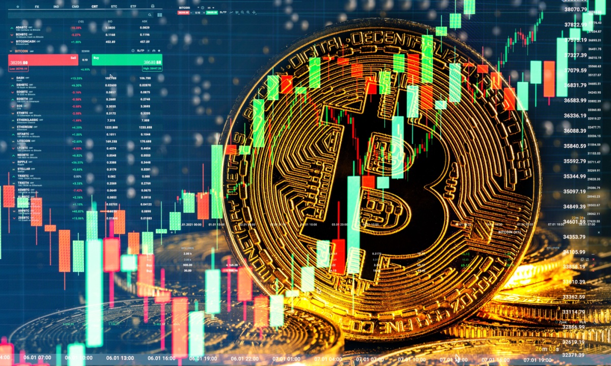 White House Considers Crypto for 401(k)s, Mortgage Assets