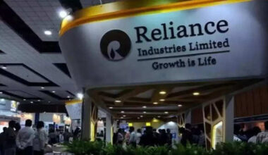 Sensex Today | Stock Market LIVE Updates: Sensex trades flat, Nifty above 24,800; Airtel, BEL gain 1% each