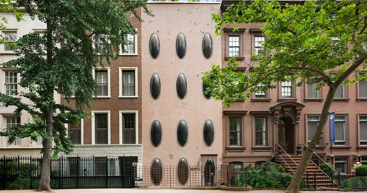 new york's space-age bubble house lists for the first time in over 50 years