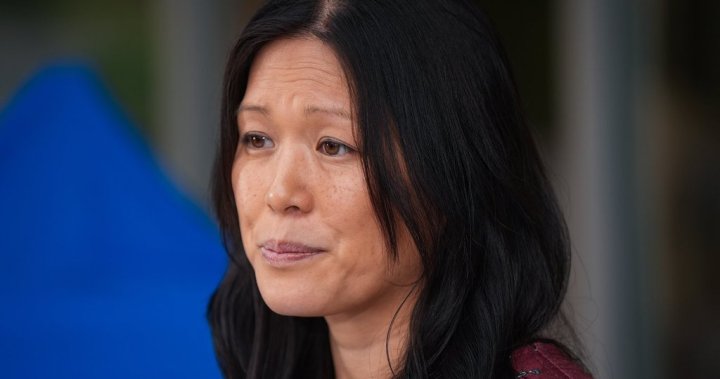 B.C. cabinet minister says she’s ‘fortunate’ to have just half a dozen death threats