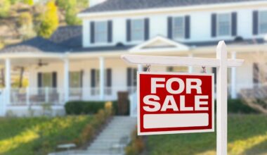 Mortgage rates hold steady at 6.74%