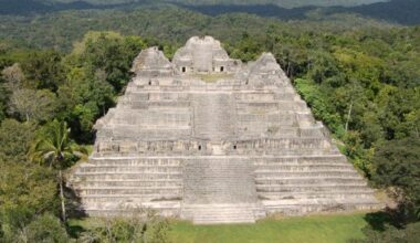 University of Houston Archaeologists Discover Tomb of First King of Caracol