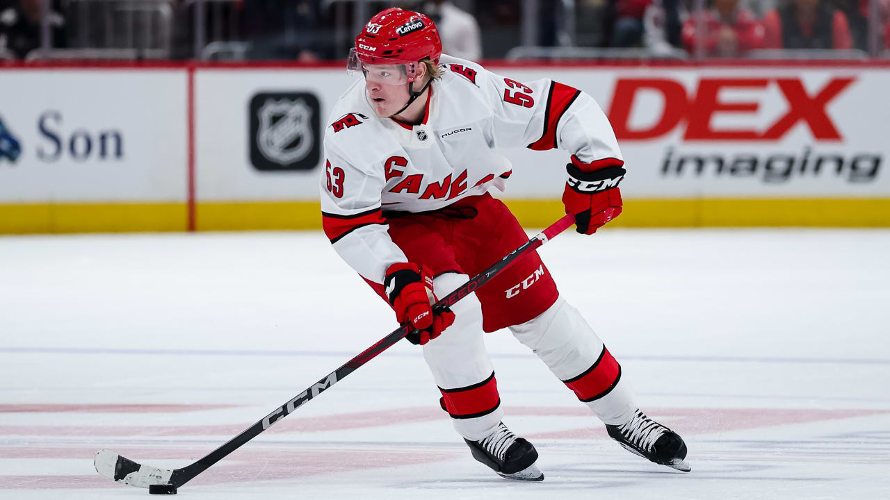 Blake signs 8-year, $45 million contract with Hurricanes