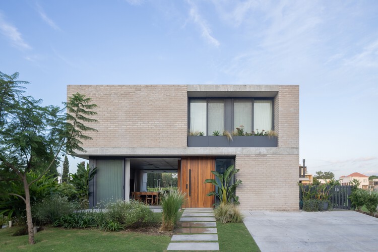 RoMa House / Pedro Ignacio Yáñez - Exterior Photography