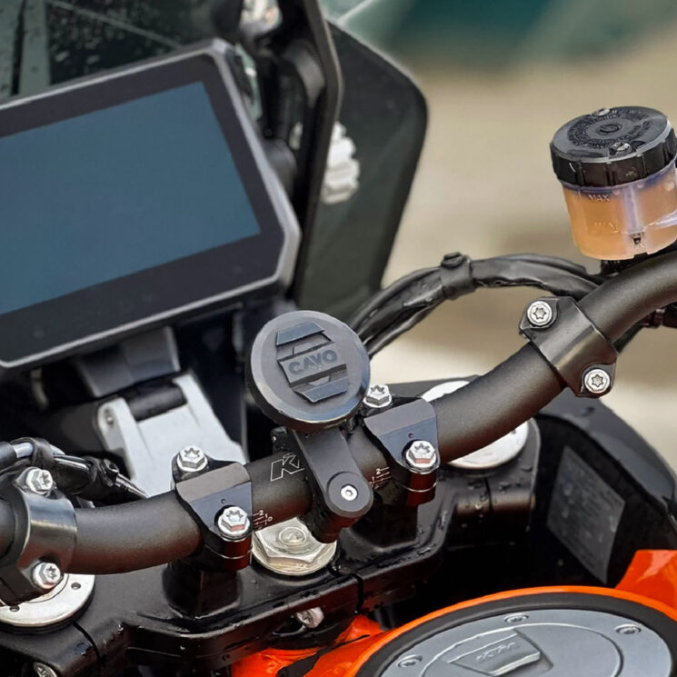 motogadget CAYO dokk motorcycle phone mount