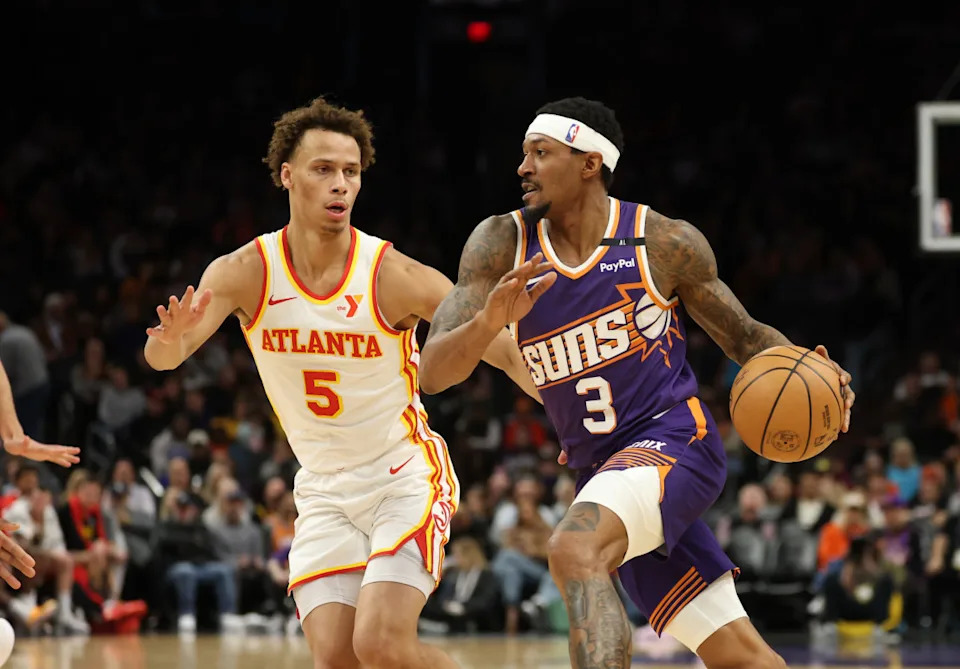 Atlanta Hawks guard Dyson Daniels against Phoenix Suns guard Bradley Beal.Mark J&period; Rebilas-Imagn Images