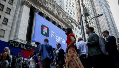 Figma Poised to Open Trading at More Than Triple Its IPO Price